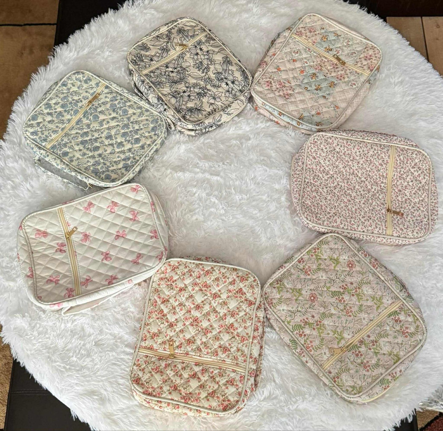 QUILTED BIBLE COVER SETS