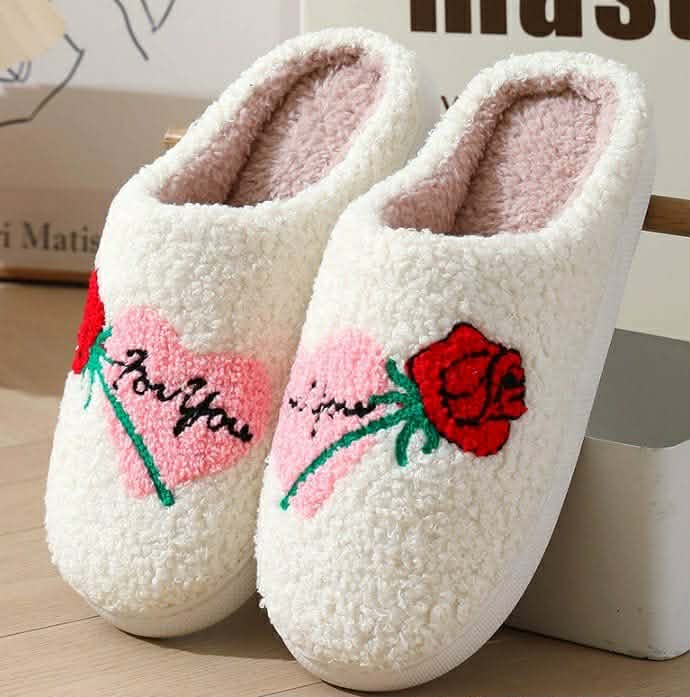 LOVE IS IN THE AIR SLIPPERS
